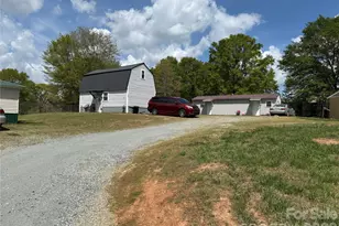 181 Sandy Hill Dr, Forest City, NC 28043 - Photo 20