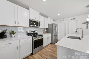 2841 Legacy Rdg Ln, Catawba, NC 28609 - Photo 12