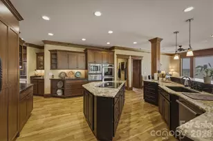 1638 Johns Ridge Pkwy, Lenoir, NC 28645 - Photo 12