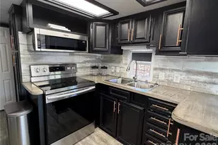 156 Marina Dr, New London, NC 28127 - Photo 26