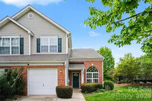 3315 Summerfield Ridge Ln, Matthews, NC 28105 - Photo 2