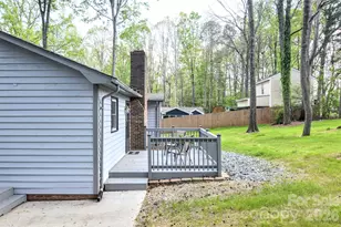 3916 Wonderland Dr, Matthews, NC 28104 - Photo 20