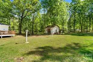 5801 Lindenwood Dr, Matthews, NC 28104 - Photo 34