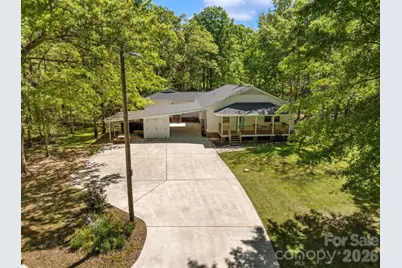 5801 Lindenwood Drive, Matthews, NC 28104 - Photo 36