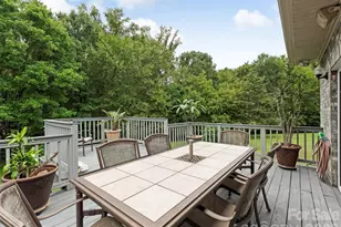 9535 Potter Rd, Matthews, NC 28104 - Photo 34