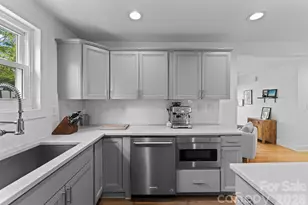 820 Manhasset Rd, Charlotte, NC 28209 - Photo 6