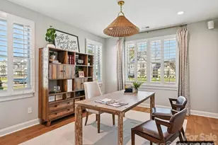 3137 Country Club Dr, Charlotte, NC 28205 - Photo 38