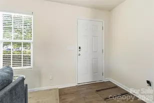 14015 Rory Glen Ln, Charlotte, NC 28215 - Photo 6