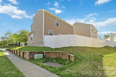 14015 Rory Glen Lane, Charlotte, NC 28215 - Photo 28
