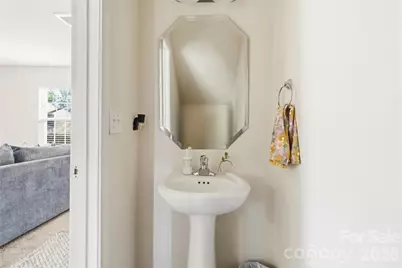 14015 Rory Glen Lane, Charlotte, NC 28215 - Photo 16