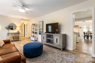 20 Pinehurst Rd, Asheville, NC 28805 - Photo 12