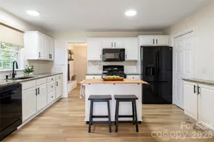 20 Pinehurst Rd, Asheville, NC 28805 - Photo 14