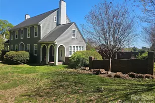 2307 Armstrong Cir, Gastonia, NC 28054 - Photo 2