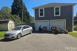 2307 Armstrong Cir, Gastonia, NC 28054 - Photo 8