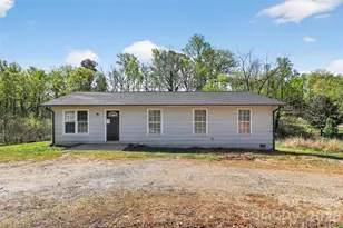 308 Caroline Ave, Lowell, NC 28098 - Photo 2