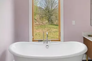 8 Nottingham Dr, Candler, NC 28715 - Photo 22