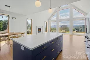 8 Nottingham Dr, Candler, NC 28715 - Photo 6