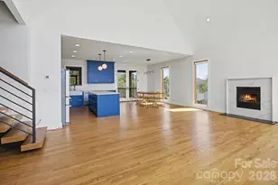 8 Nottingham Dr, Candler, NC 28715 - Photo 18