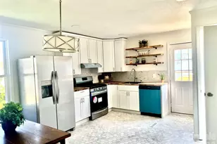 358 Woodlawn Ave, Cramerton, NC 28032 - Photo 6