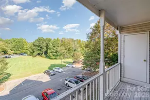 6165 Meadow Rose Ln, Charlotte, NC 28215 - Photo 26