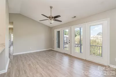 6165 Meadow Rose Lane, Charlotte, NC 28215 - Photo 4