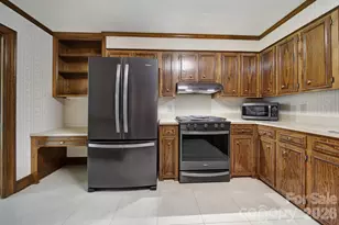 8927 Scarsdale Dr, Mint Hill, NC 28227 - Photo 6