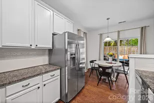 2086 Shady Pond Dr, Lake Wylie, SC 29710 - Photo 10