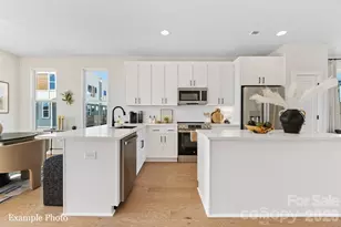 134 Red Azalea Ln, Charlotte, NC 28217 - Photo 4