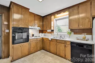 1411 E Maiden Rd, Maiden, NC 28650 - Photo 12