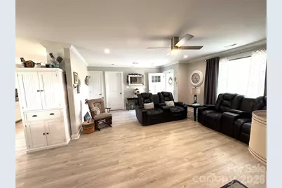 6724 Wylie Circle, Kershaw, SC 29067 - Photo 4