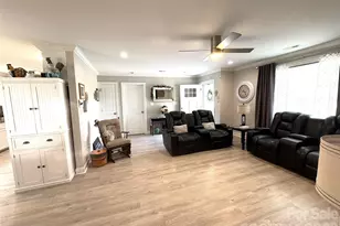 6724 Wylie Circle, Kershaw, SC 29067 - Photo 4