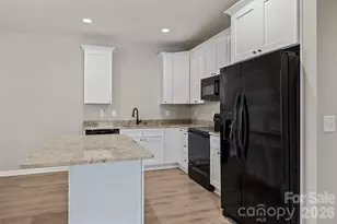 3130 Celia Ave, Charlotte, NC 28216 - Photo 12