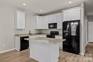 3130 Celia Ave, Charlotte, NC 28216 - Photo 6