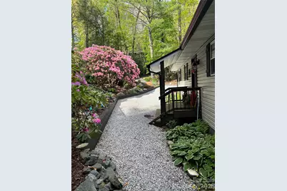 229 Spring Brook Road, Newland, NC 28657 - Photo 2