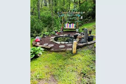 229 Spring Brook Road, Newland, NC 28657 - Photo 4