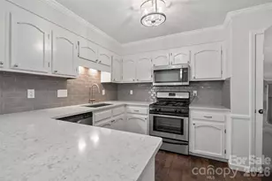 1735 Windyrush Ln, Gastonia, NC 28054 - Photo 10