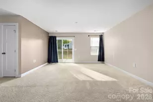 9747 Wardley Dr, Charlotte, NC 28215 - Photo 14