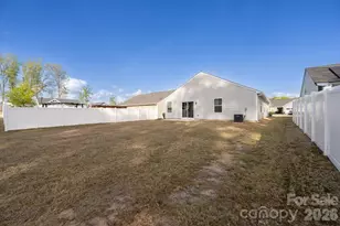 9747 Wardley Dr, Charlotte, NC 28215 - Photo 28