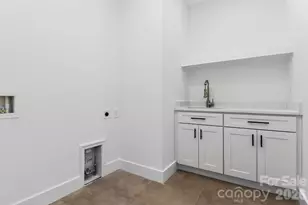 910 Everett Pl, Charlotte, NC 28205 - Photo 36