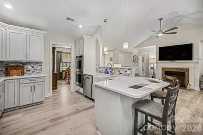 3048 Glenmoor Road #6, York, SC 29745 - Photo 8