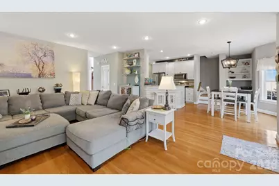 1951 46th Avenue Drive NE, Hickory, NC 28601 - Photo 14