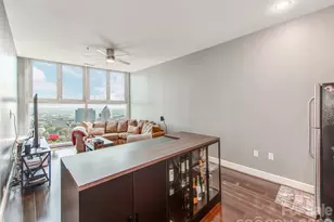 333 W Trade St, Charlotte, NC 28202 - Photo 14