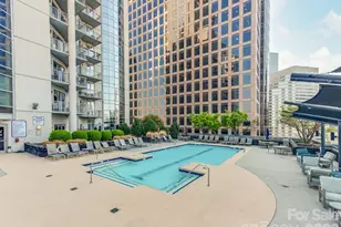 333 W Trade St, Charlotte, NC 28202 - Photo 22