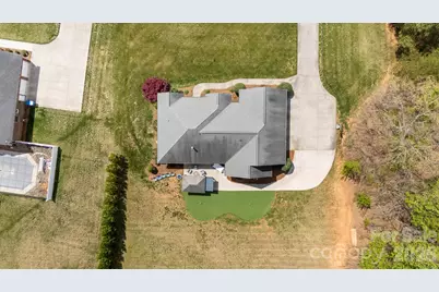 2472 Genelia Drive, Claremont, NC 28610 - Photo 34