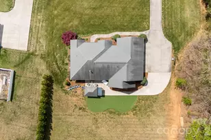 2472 Genelia Dr, Claremont, NC 28610 - Photo 34