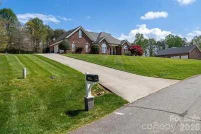 2472 Genelia Drive, Claremont, NC 28610 - Photo 2