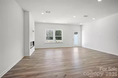 11916 Oak Street, Charlotte, NC 28269 - Photo 8