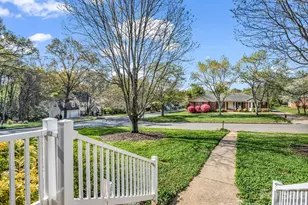 102 Knoll Ct, Belmont, NC 28012 - Photo 6