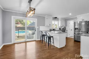 102 Knoll Ct, Belmont, NC 28012 - Photo 10