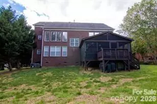 1925 Carlota Ct, Charlotte, NC 28269 - Photo 8